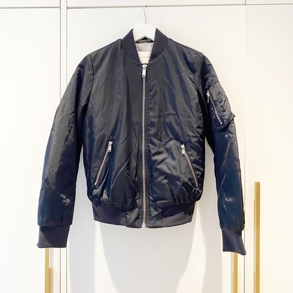 𝅺aritzia Babaton Gillian Bomber - Picture 12 of 14